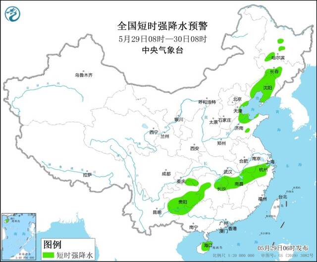 中央气象台四预警齐发 强对流天气、暴雨、高温、大雾