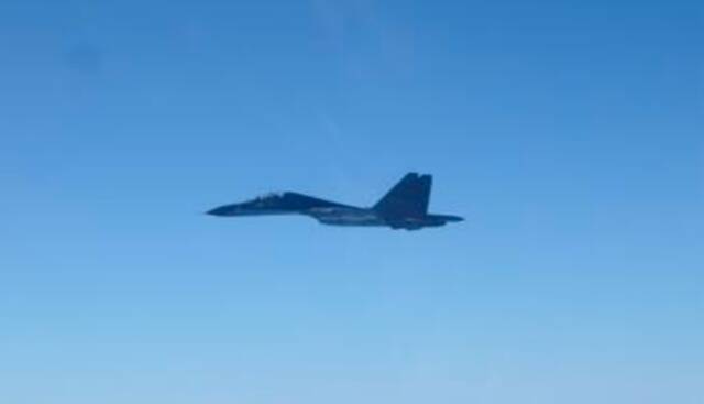 绿媒：解放军今7架次军机进入台西南空域，其中“6架次歼-16紧贴东沙岛空域”