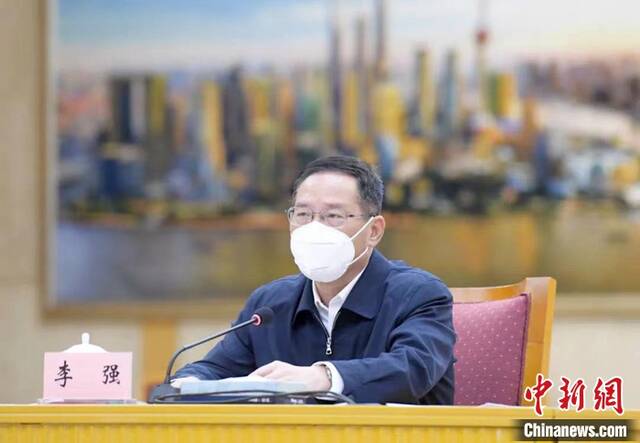 上海市委、市政府召开统筹疫情防控和经济社会发展工作会议陈正宝摄