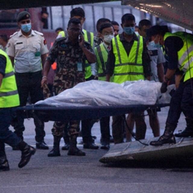 尼泊尔客机坠毁 21人遇难1人失联