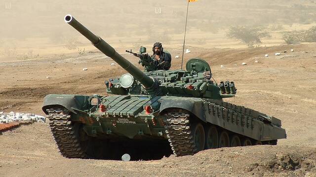 印度陆军装备的T-72坦克。