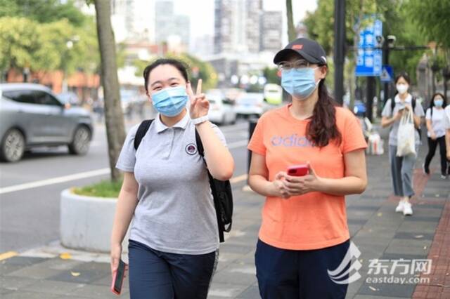 高二高三学生今日重回校园 直击返校现场