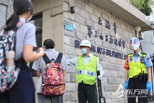 高二高三学生今日重回校园 直击返校现场