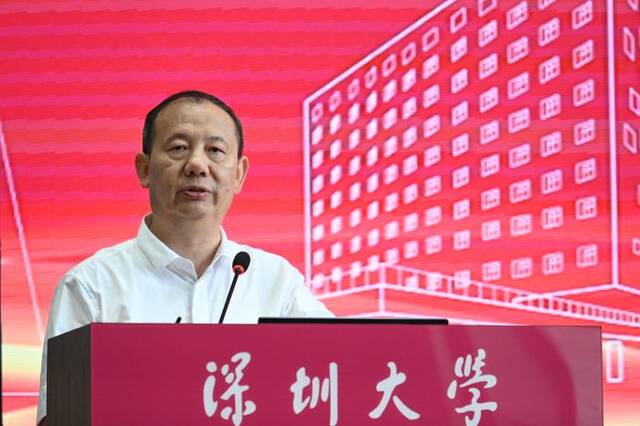 深圳大学校长毛军发。图片来源：深圳大学官网