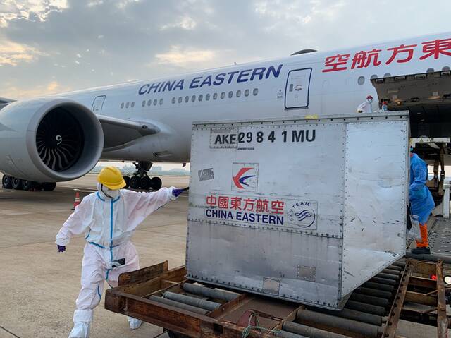 东航“客改货”航班较上月增近四倍 为上海复工复产保通保畅