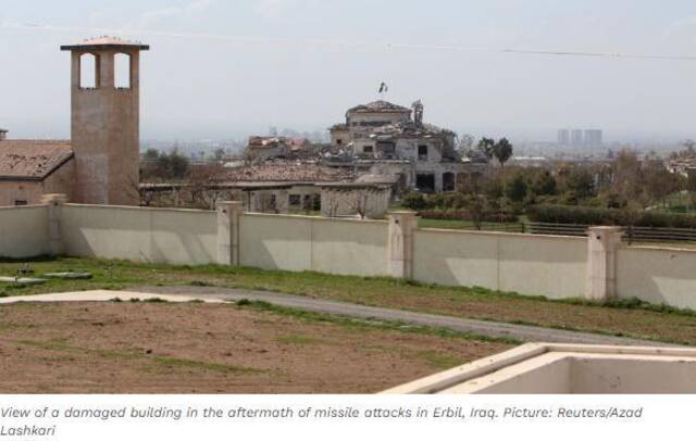 导弹袭击后埃尔比勒建筑受损图源：路透社