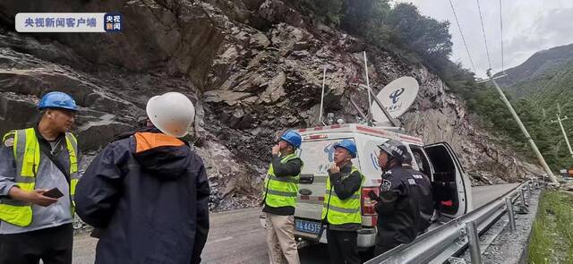 四川马尔康地震震中草登乡电力通信恢复正常