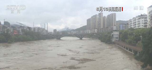 福建多地累计雨量超历史同期 维持防暴雨Ⅲ级应急响应