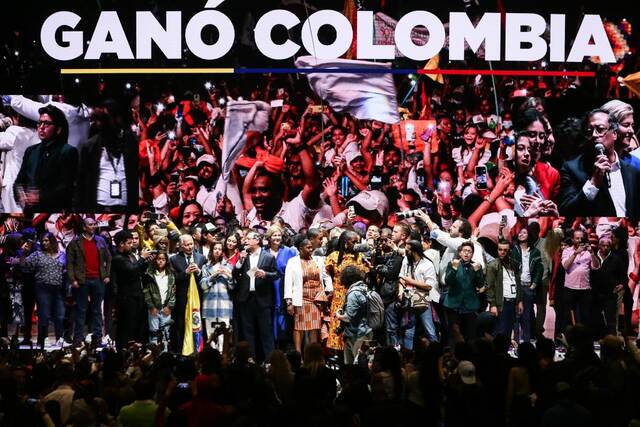 全球连线  哥伦比亚当选总统佩特罗面临多重挑战