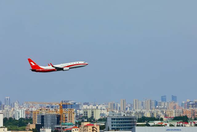 中国东航日均航班量恢复创新高