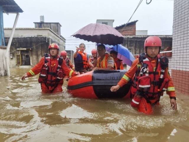 中国气象局原副局长：极端性降雨与拉尼娜密切相关