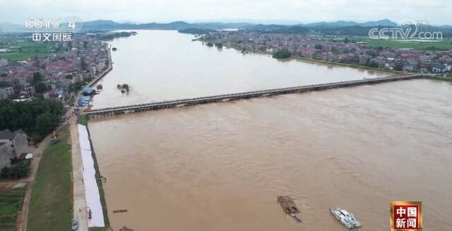 中国南方强降雨致多地受灾 两部门紧急预拨2亿元防汛救灾资金