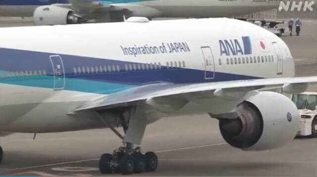 日本全日空公司重新启用波音777客机（日本NHK电视台）