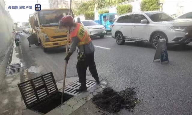 受台风“暹芭”影响 海南发布暴雨Ⅲ级预警