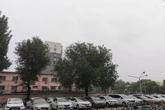 北京今天午后及夜间有雷阵雨 周日傍晚至下周一还将有降雨