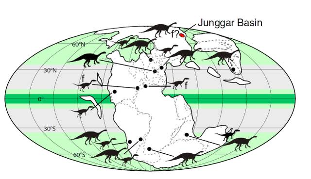 晚三叠世准噶尔盆地古地理位置及恐龙分布图。受访者供图