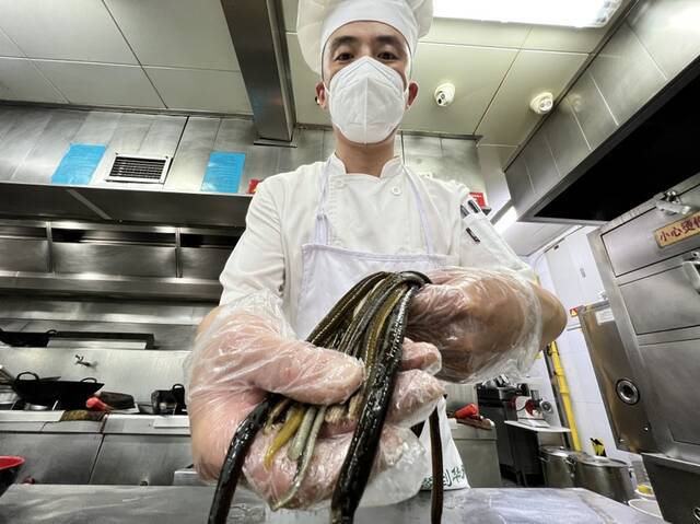 “小暑黄鳝赛人参”，老字号备足鳝菜待市民尝鲜