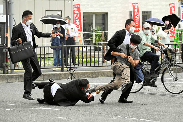 枪击日本前首相安倍晋三的男子山上彻也系前海上自卫队成员