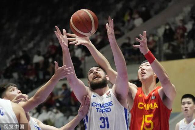 亚洲杯中国男篮击败中国台北，以小组第二名身份晋级淘汰赛