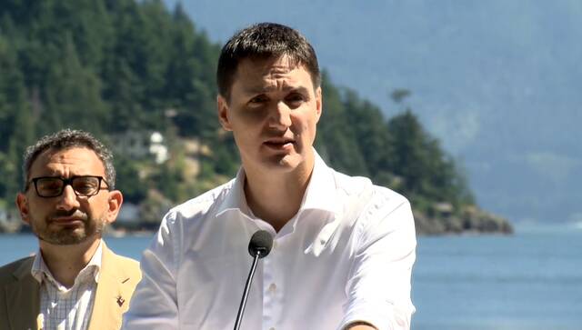 当地时间7月19日，加拿大总理特鲁多公开接受采访视频截图