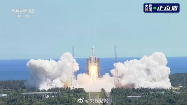 问天实验舱发射取得圆满成功！文昌航天发射场又见大红屏