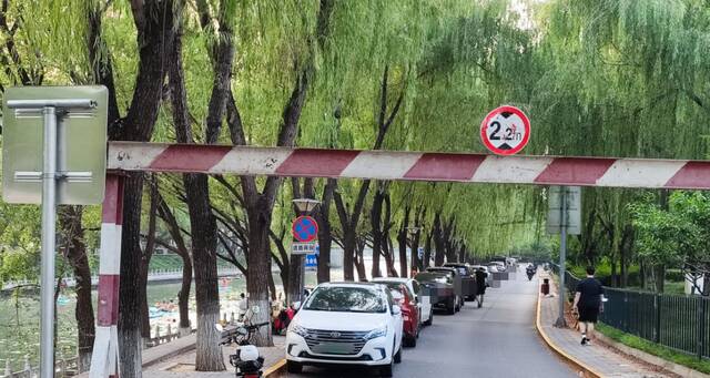违停不到5分钟，处罚“警告”来了！北京路侧违停有了短信提醒