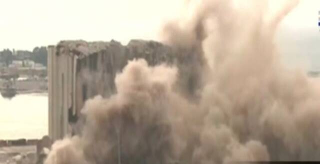 黎巴嫩贝鲁特港大爆炸遗存谷物筒仓部分坍塌