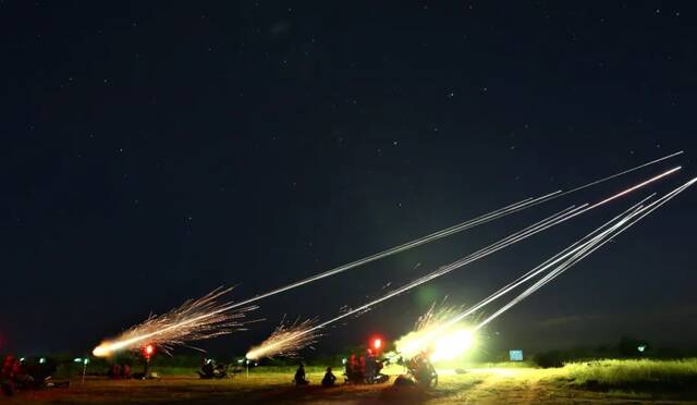 火药味十足！直击防空兵跨昼夜实弹射击考核