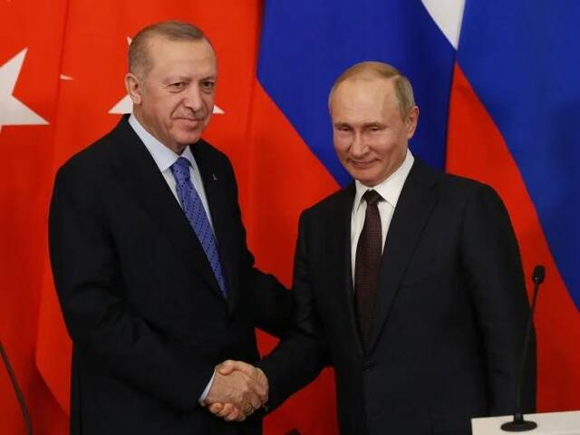 ↑5日，俄总统普京和土耳其总统埃尔多安再次会晤
