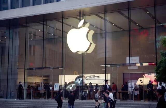 消息称苹果放慢招聘速度：辞退约100名合同工