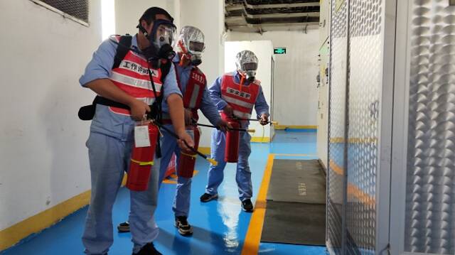 中国电建滴水必抢助力川渝抗旱保电