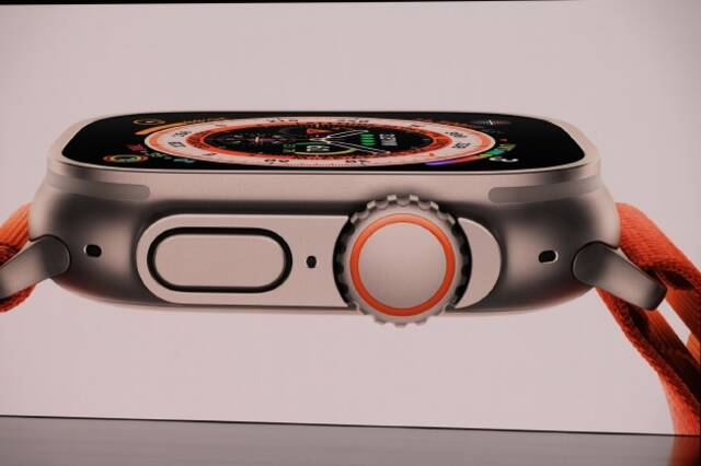 苹果首次发布Apple Watch Ultra：钛合金表壳，续航60小时，售价799美元