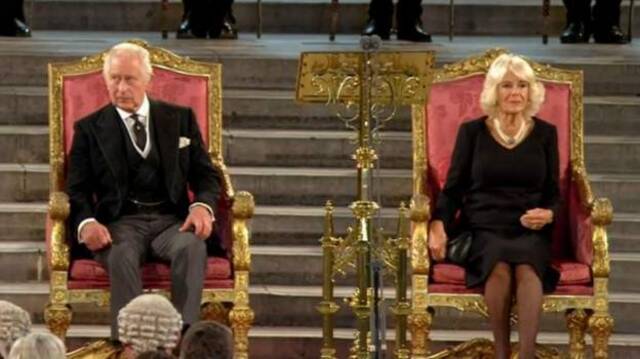 英媒：英国王和王后抵达威斯敏斯特宫，英议员就女王去世向其表哀悼