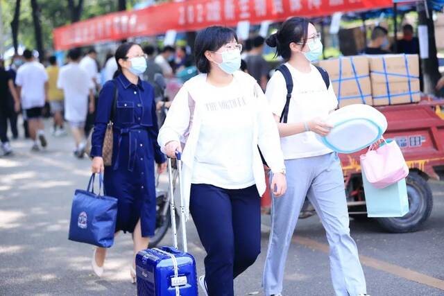 今天，西电迎来了新朋友~