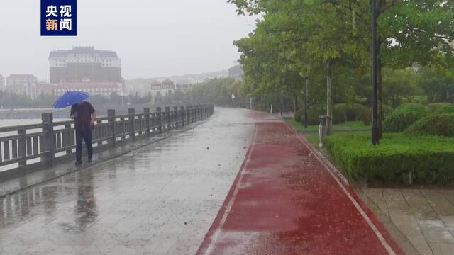 “梅花”临近强降雨来袭 大连发布暴雨、地质灾害橙色预警