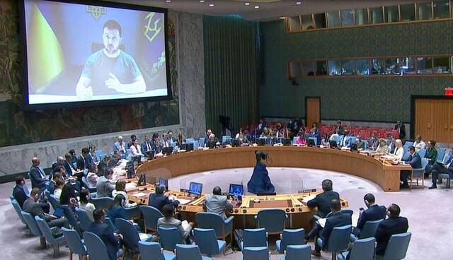6月28日，泽连斯基在联合国安理会发表视频讲话，呼吁驱逐俄罗斯图自外媒