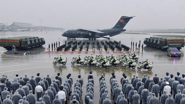 雨洗尘 迎忠魂!一分钟回顾英雄“回家路”