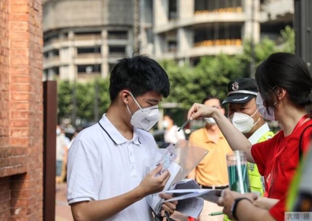 2022年上海初中学业水平考试历史科目周六开考，考前3天考生完成2次核酸检测