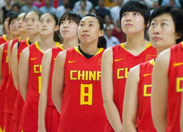 （2008年北京奥运会中国女篮重返大赛四强）