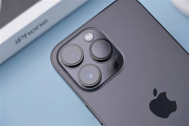 iPhone 14零件成本较13上涨20%：苹果卖一部仍能赚5000多元