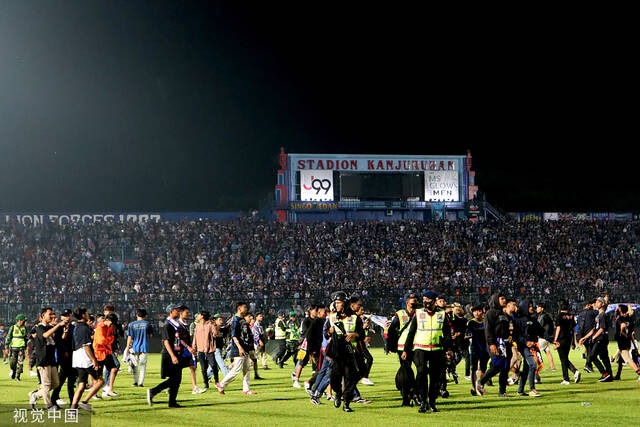踩踏事件后，佐科称将拆除涉事球场并对印尼足球做出“彻底改变”