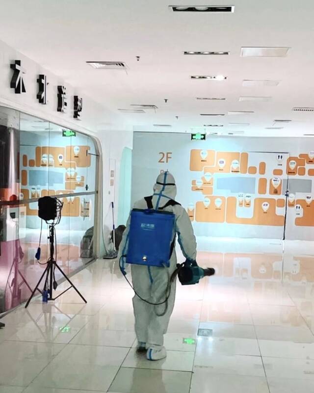 北京东城区国瑞购物中心今日恢复营业
