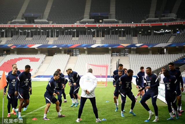 世界杯卫冕冠军法国队，如今笼罩在伤病阴霾之中。