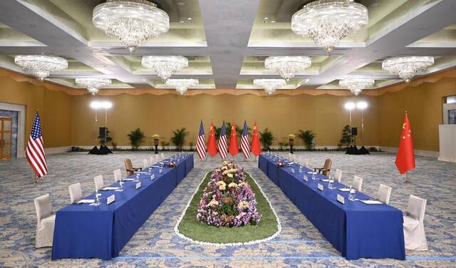 习近平将同美国总统拜登举行会晤，会晤即将开始