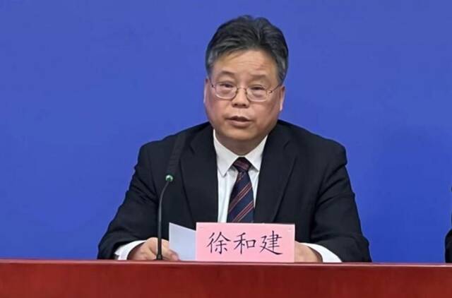北京：疫情进展呈现上升态势 调集力量加强高风险区域管控