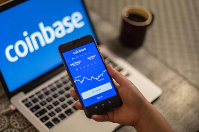 加密货币交易平台Coinbase市值首次跌破100亿美元