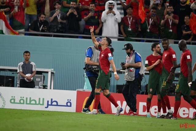 C罗庆祝进球。红星新闻记者刘海韵发自卡塔尔世界杯现场