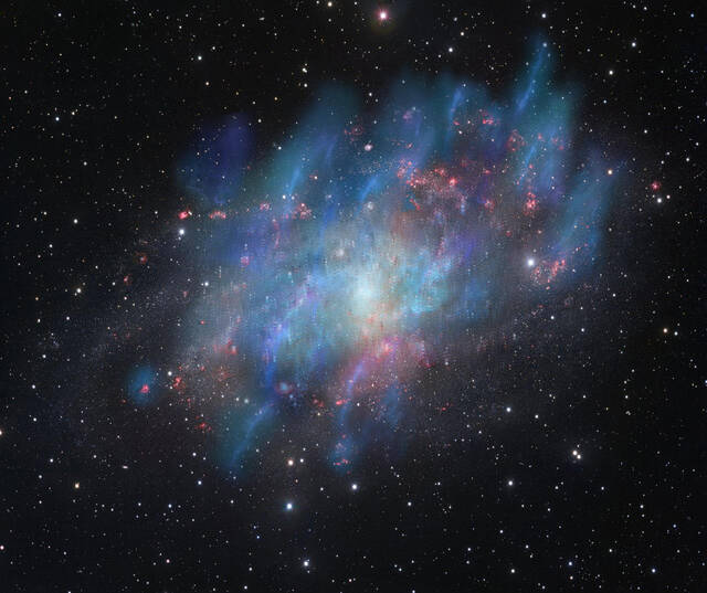 对星系M33的研究表明：快速的宇宙射线电子可以产生风吹走新星形成所需的气体