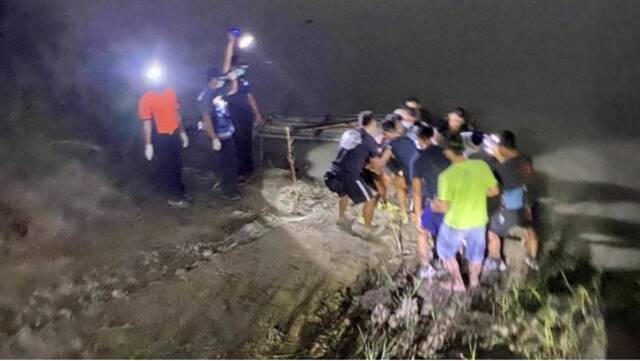 台媒：台南麻善大桥下溪水中发现浮尸，台海军证实为192舰队士官