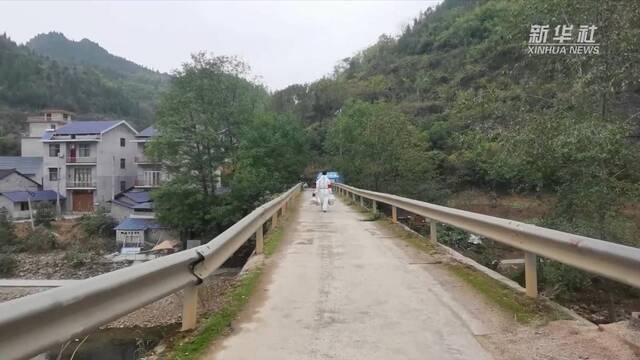 “疫”线有我丨重庆秀山：滞留旅客成为抗疫志愿者